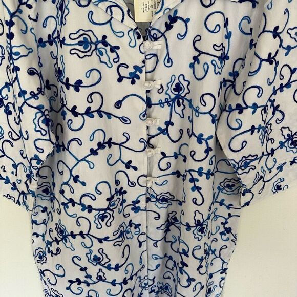 April Cornell Women’s White Blue Embroidered Long Line Knot Toggle Closure Jacke - Picture 7 of 7